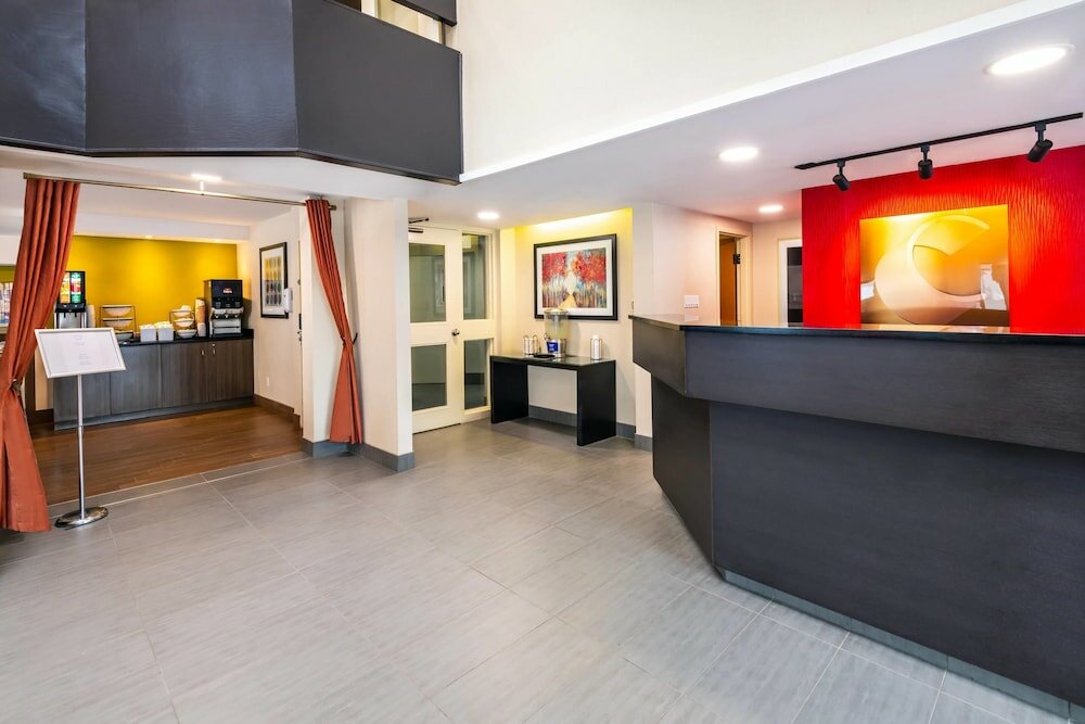 Фото Comfort Inn Gatineau