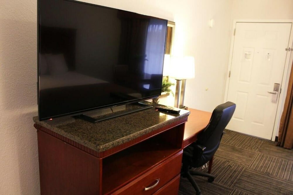 Фото Hotel E Real