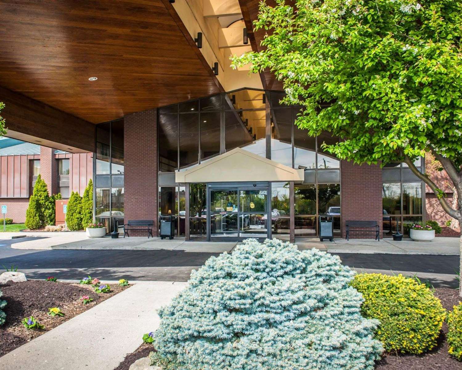 Фото Quality Inn Castleton