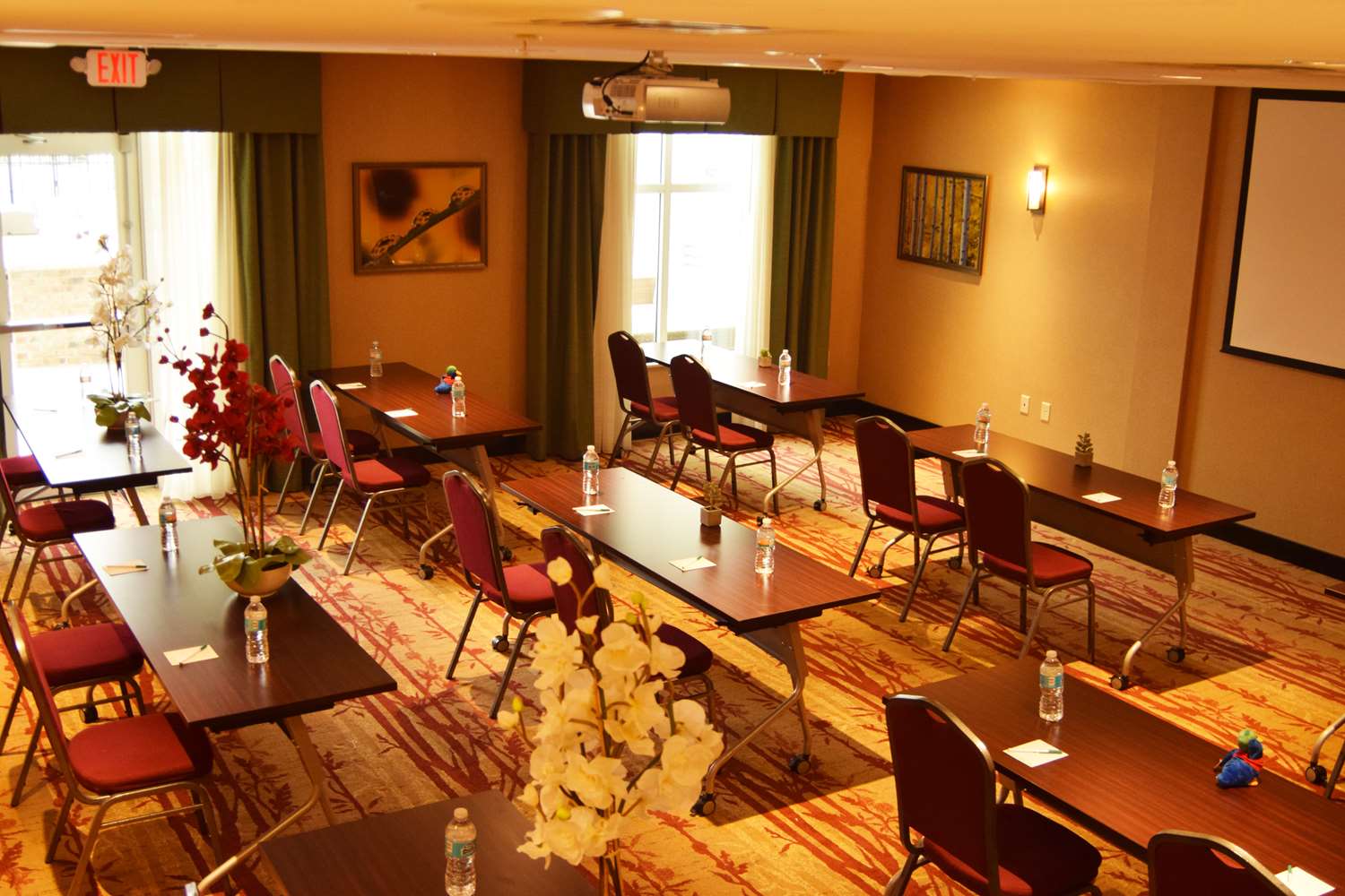 Фото Homewood Suites by Hilton Charlotte Ballantyne, Nc