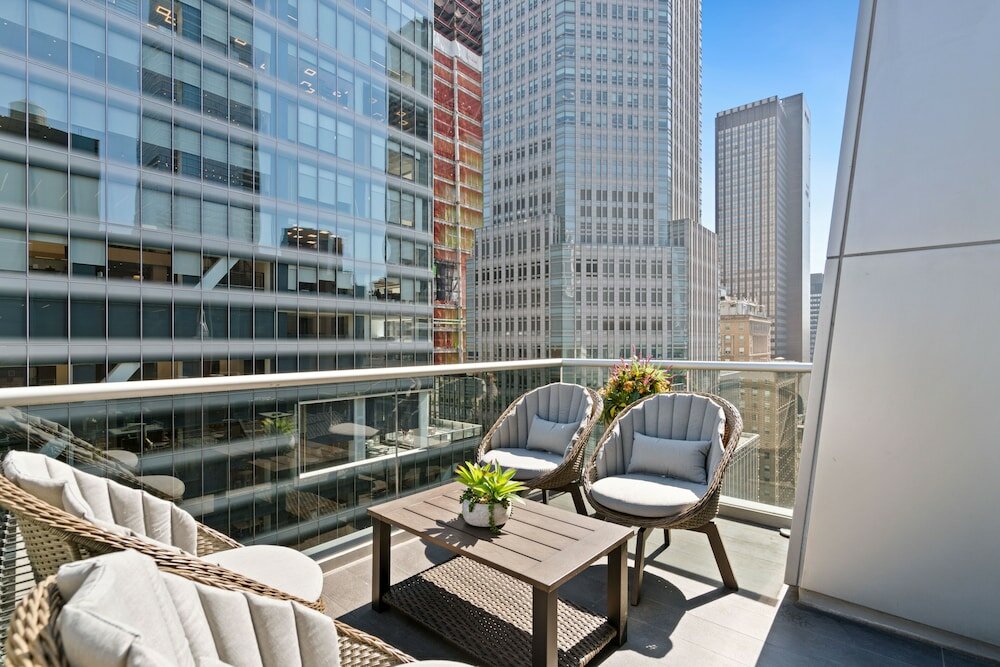 Фото The Gotham Hotel