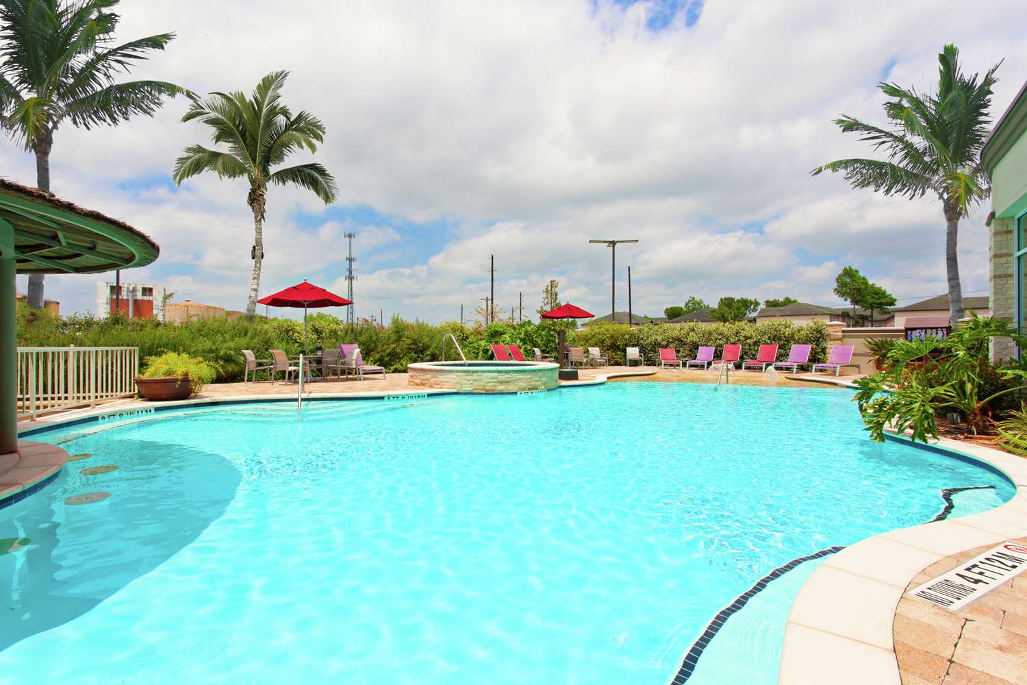 Фото Hilton Garden Inn Victoria