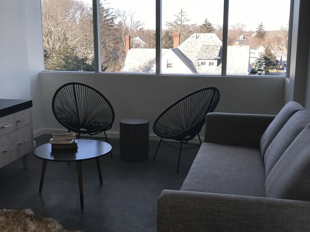 Фото The Preston House & Hotel