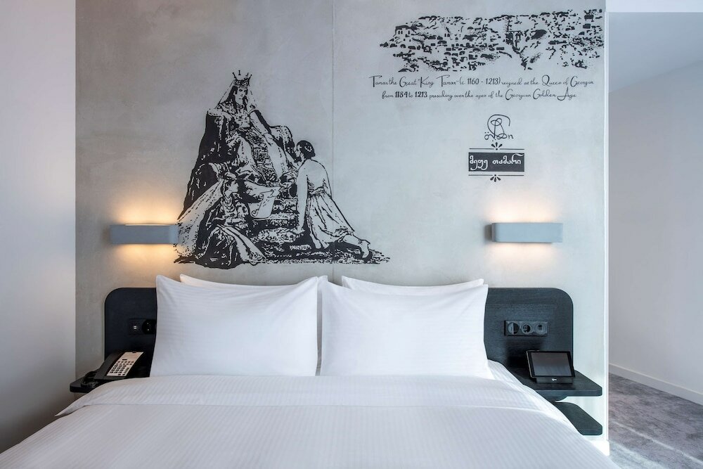 Фото Hotel Golden Tulip Design Tbilisi