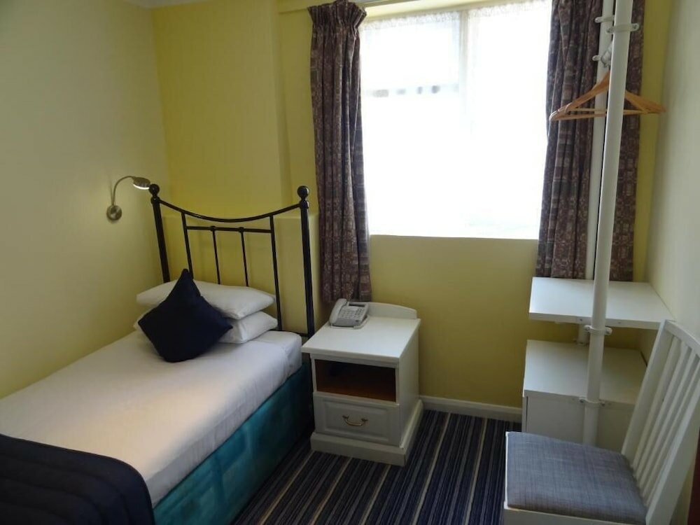 Фото Manor Hotel