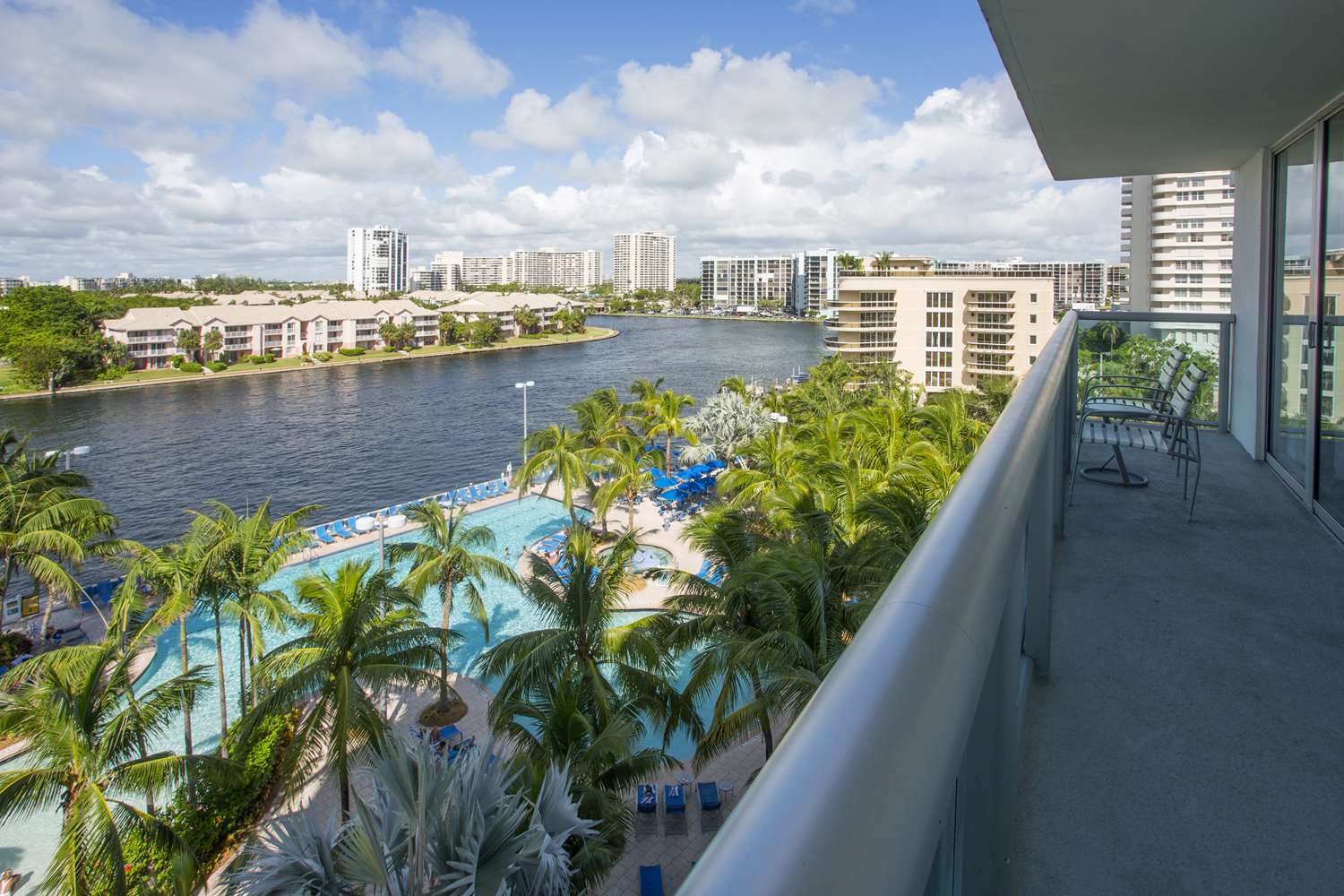 Фото DoubleTree Resort by Hilton Hollywood Beach