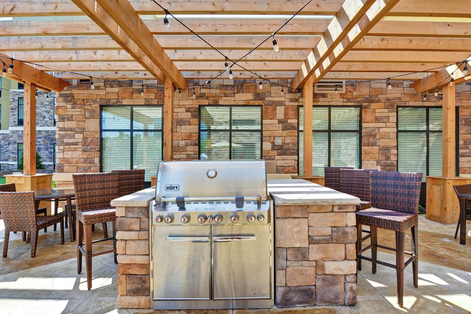 Фото Homewood Suites by Hilton Poughkeepsie