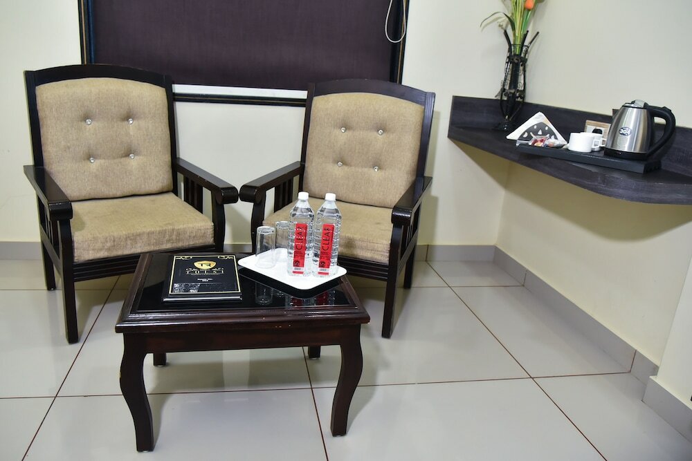 Фото Hotel Tulsi Residency