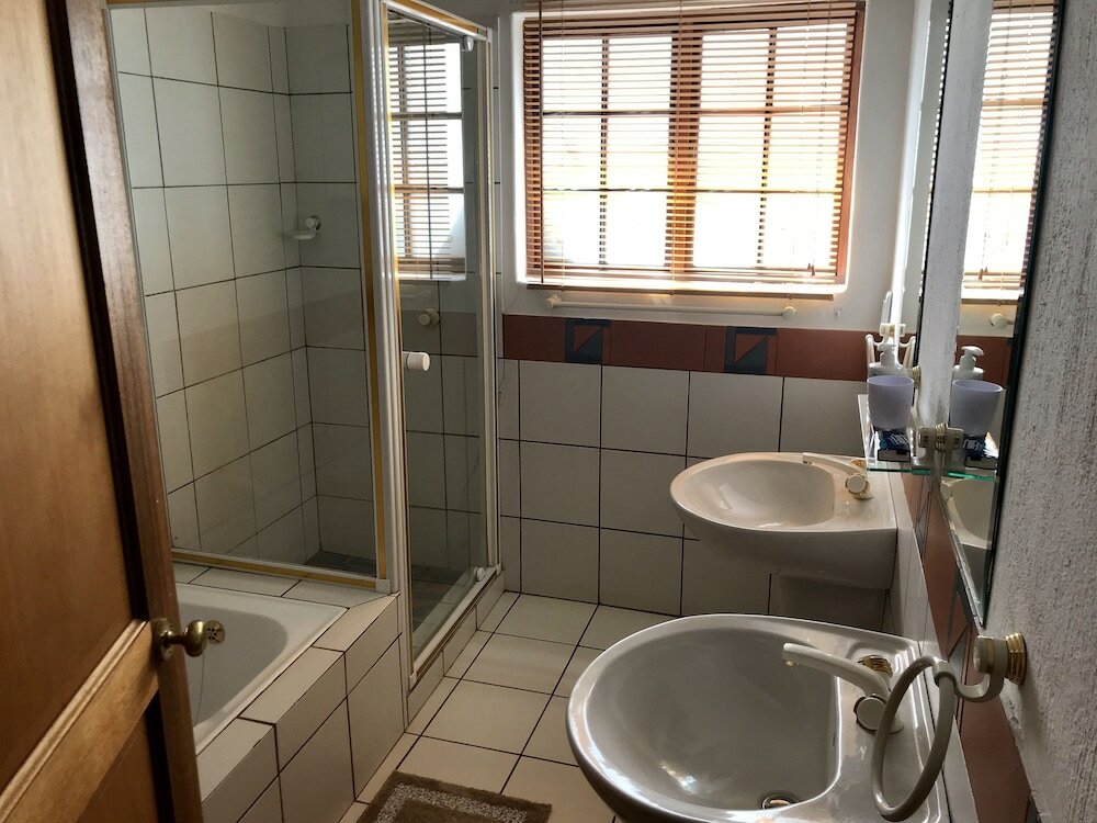 Фото Greenwoods Self-Catering