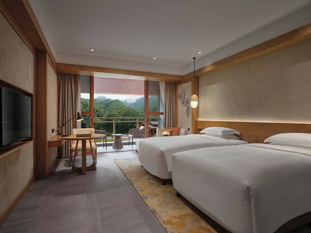 Фото Crowne Plaza Shennongjia, an Ihg Hotel