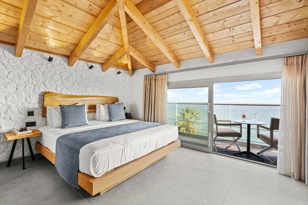 Фото Emily's Luxury Suites