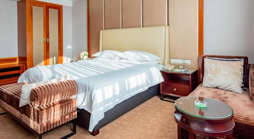 Фото Vienna Hotel Dongguan Tangxia Binfen Plaza