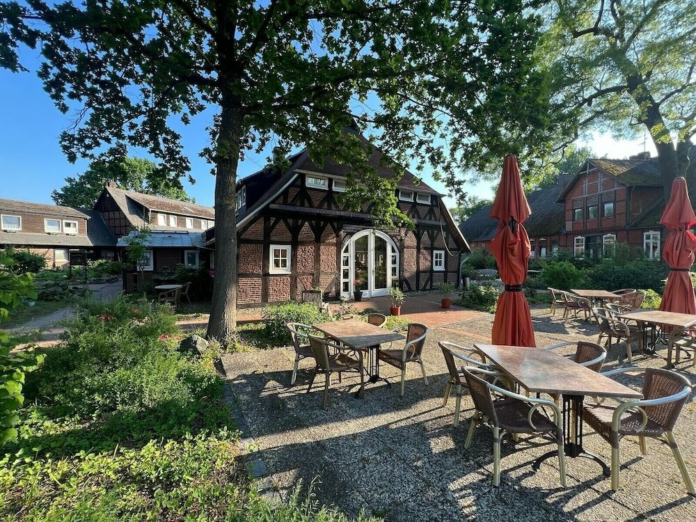 Фото Ferien- & Reitsport Hotel Brunnenhof