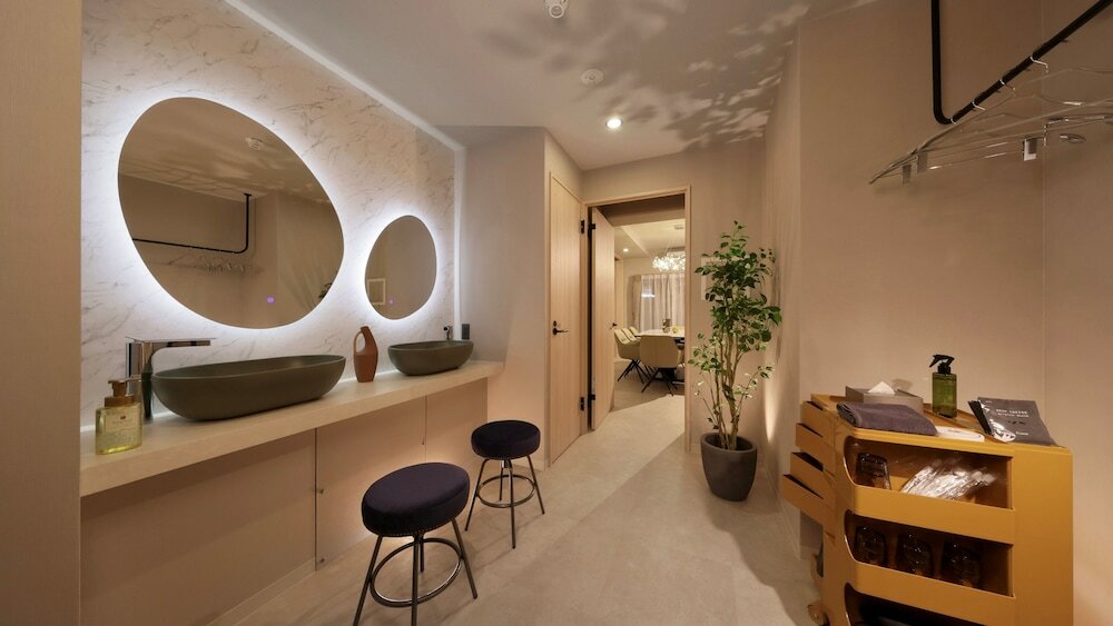 Фото Dotombori Crystal Hotel 3