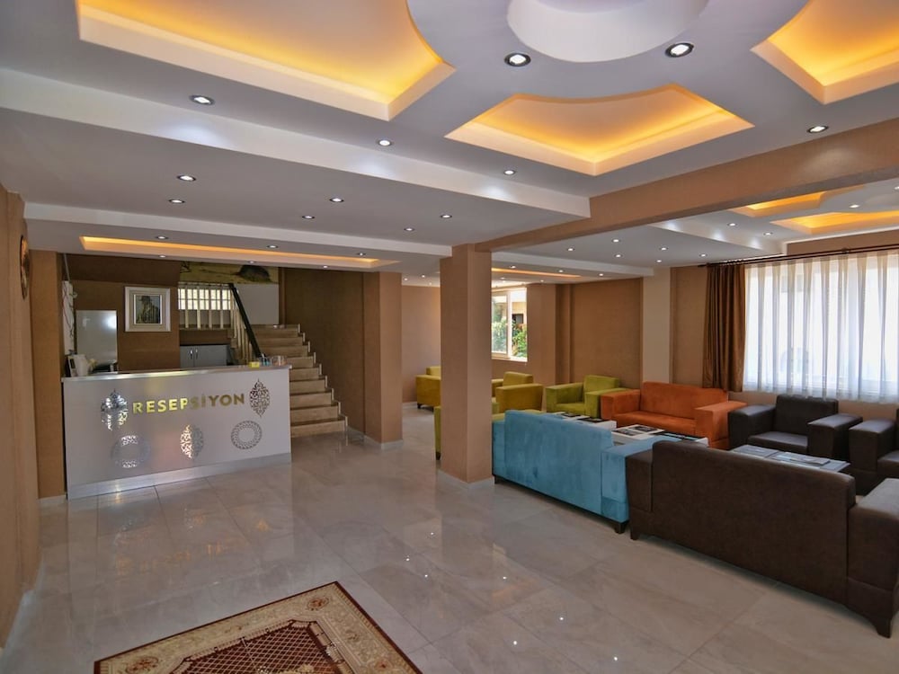 Фото отеля 2