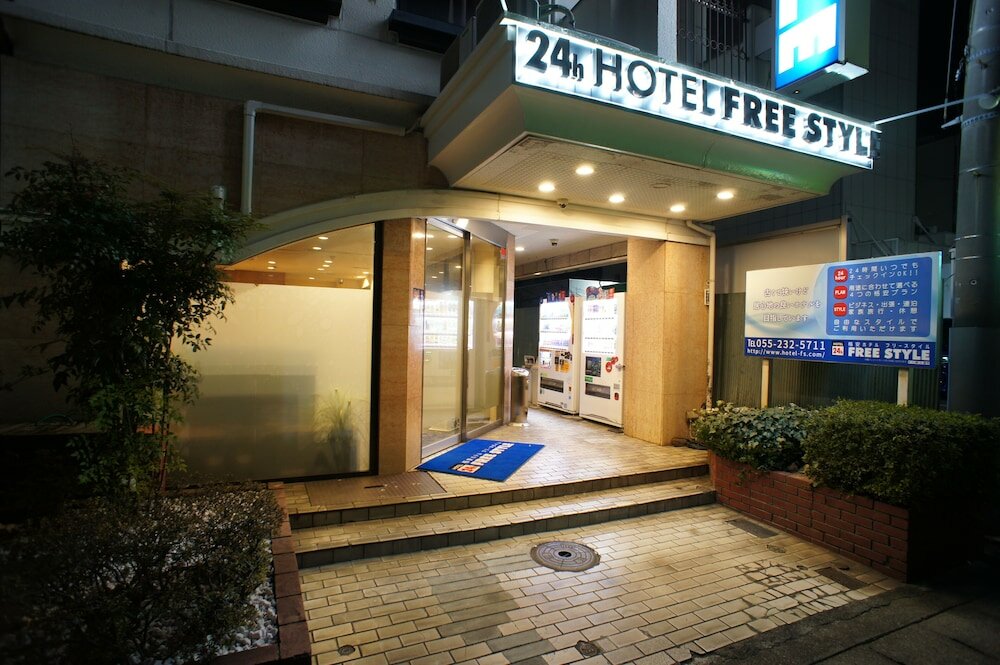 Фото отеля 1