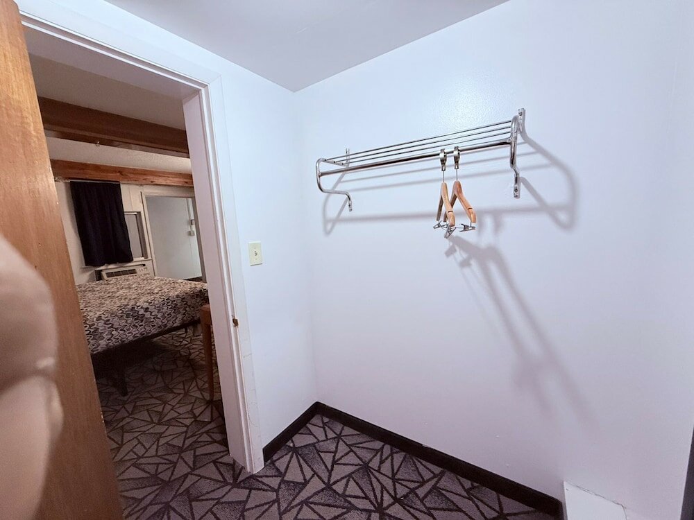 Фото Tomahawk Motor Lodge