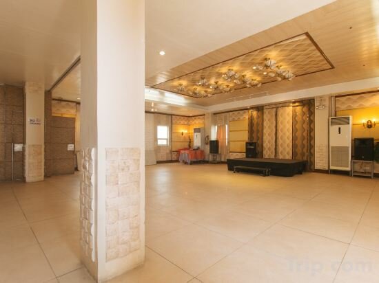 Фото RedDoorz Plus near Uv Mandaue Cebu