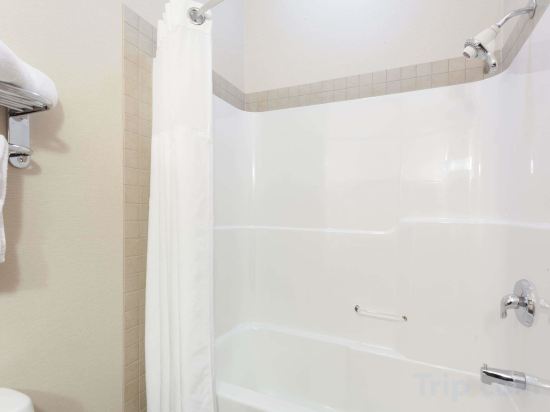 Фото Ramada by Wyndham Westlock