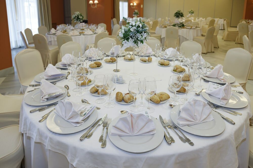 Фото Hotel Duque De Najera