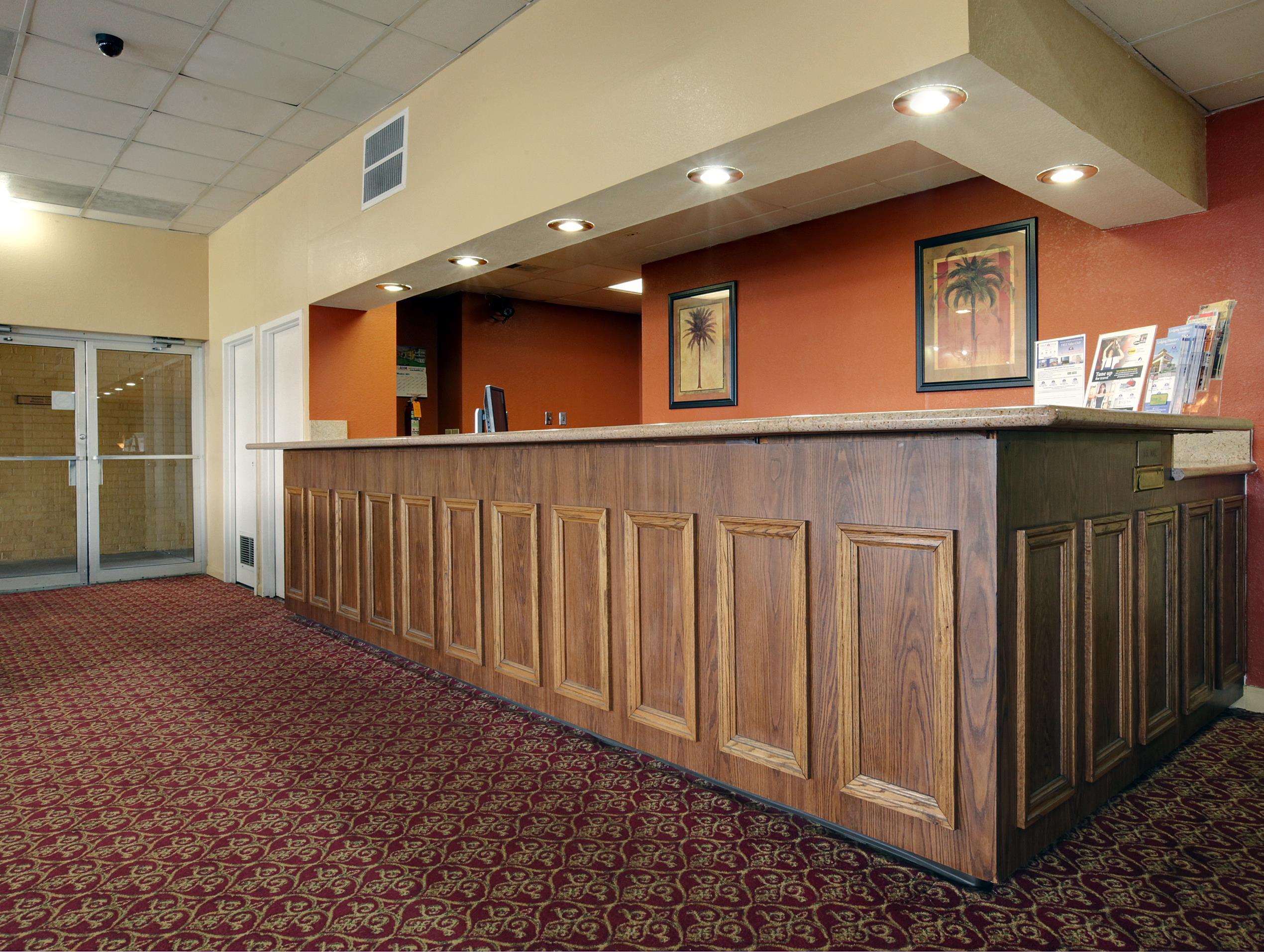 Фото Americas Best Value Inn & Suites Greenville