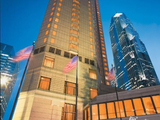 Фото Fairmont Chicago Millennium Park