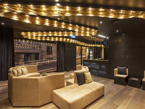 Фото 9Hotel Mercy