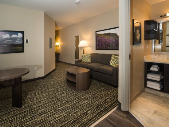 Фото Candlewood Suites West Edmonton - Mall Area, an Ihg Hotel