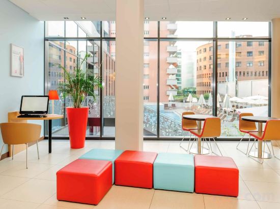 Фото ibis Lugano Paradiso Hotel