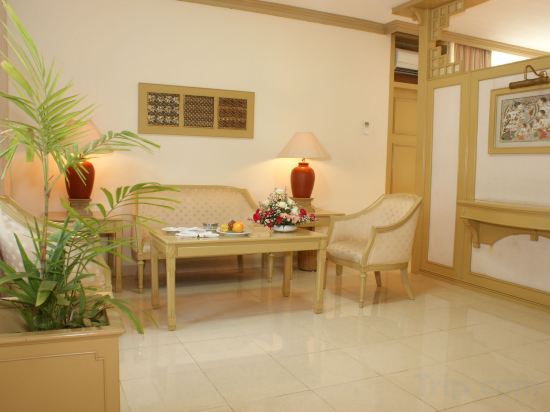 Фото Kusuma Sahid Prince Hotel