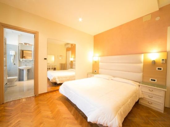 Фото Hotel Globo Suite