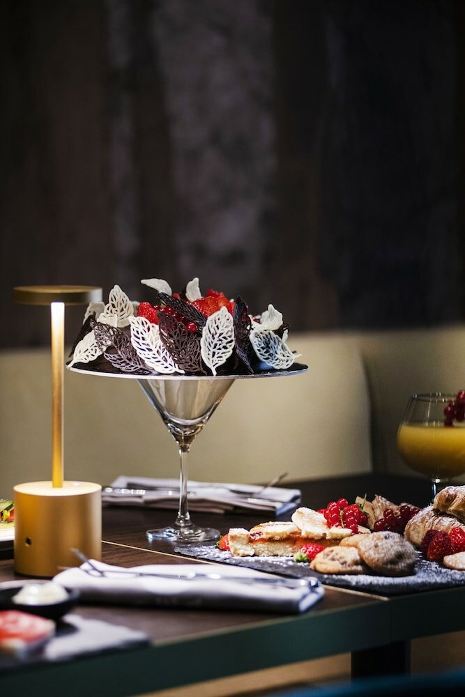 Фото Hotel 87 EightySeven