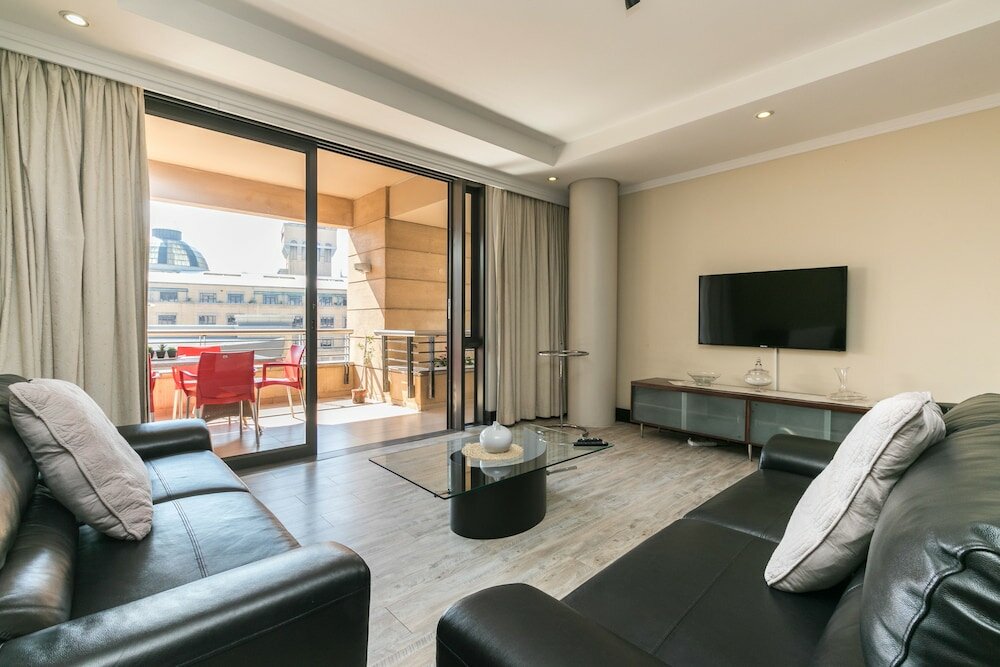 Фото Raphael Penthouse Suites