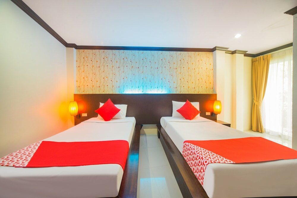 Фото Oyo 232 Patong City Hometel
