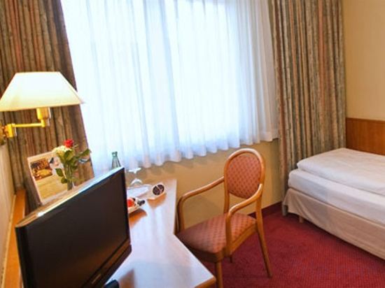 Фото Mercure Hotel Mainz City Center