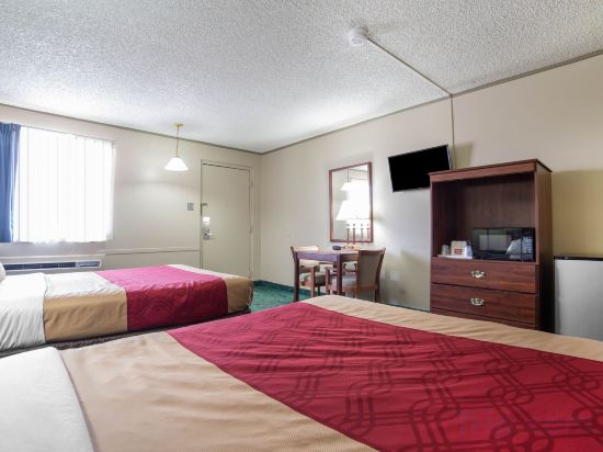 Фото Econo Lodge Salina Scenic Route 89 & I-70