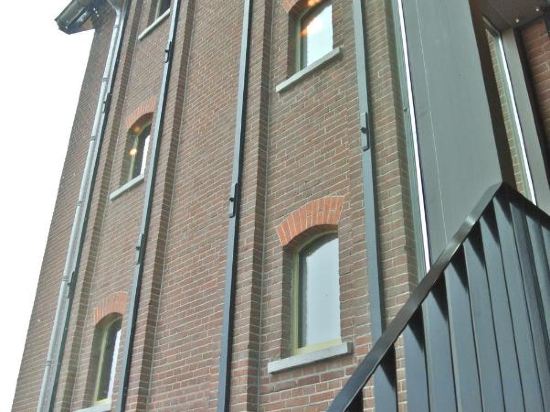 Фото Fletcher Hotel-Restaurant Kasteel Coevorden