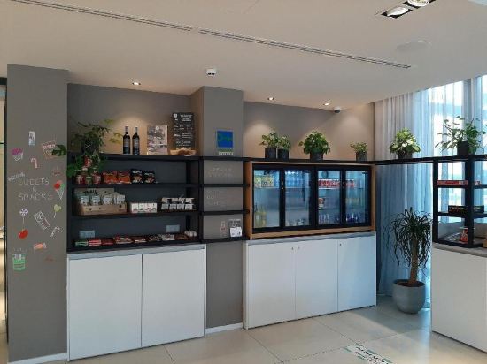 Фото Premier Suites Plus Rotterdam