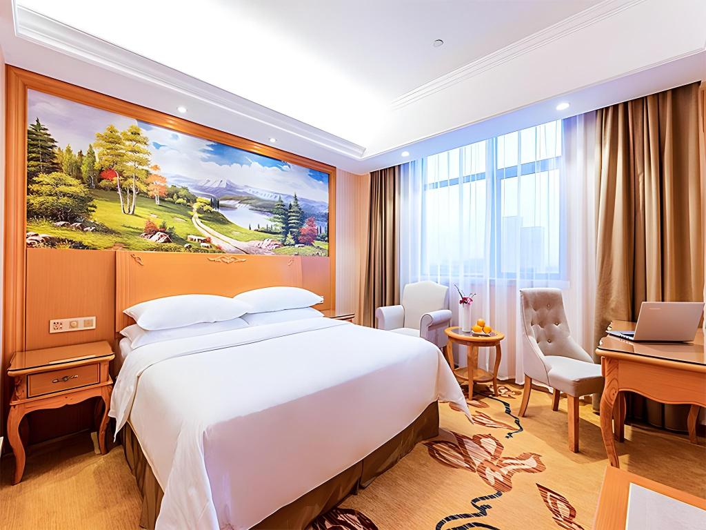 Фото Vienna Hotel