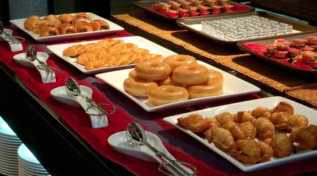 Фото Green Tower Hotel