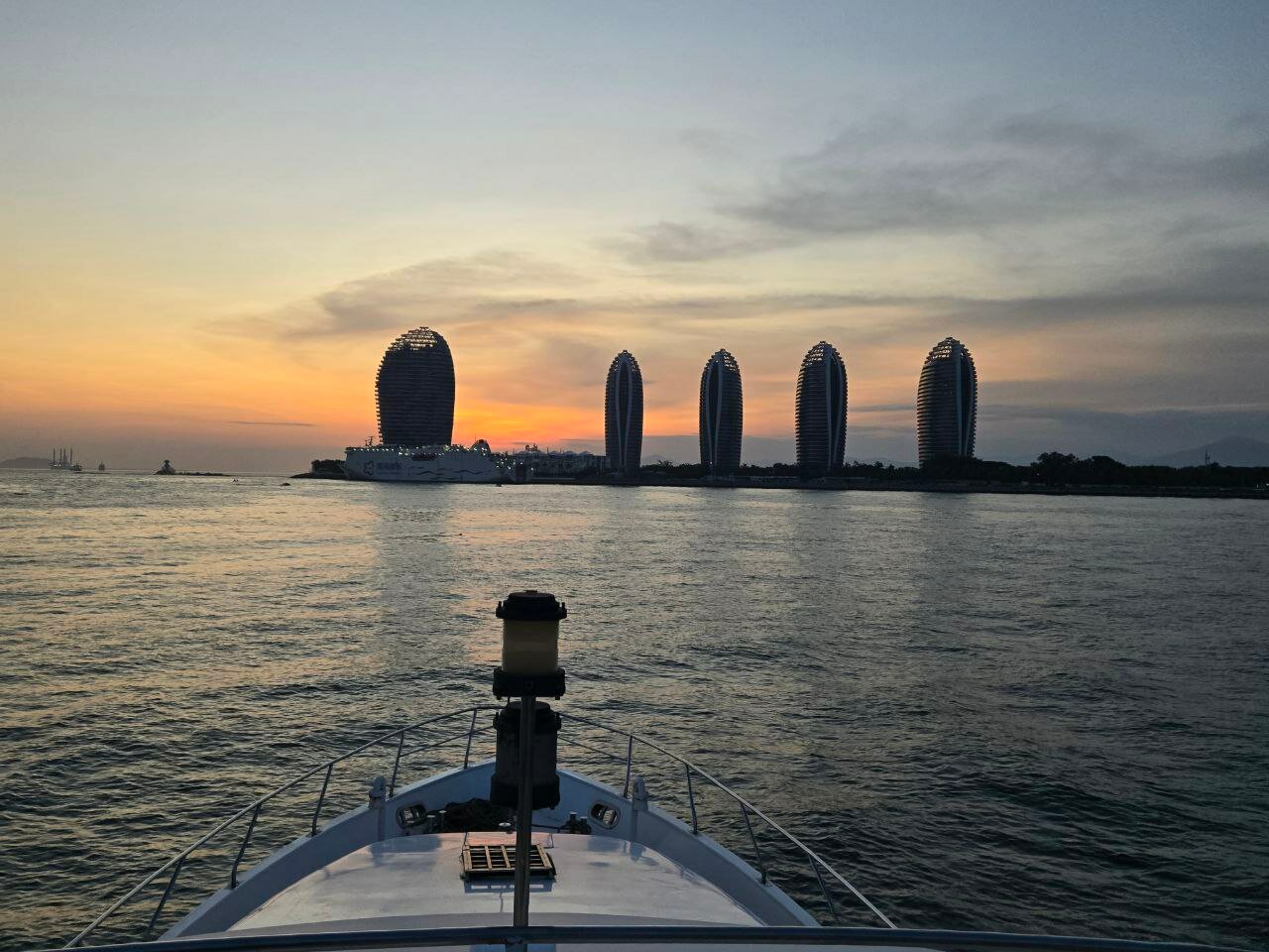 Фото Howard Johnson by Wyndham Resort Sanya Bay