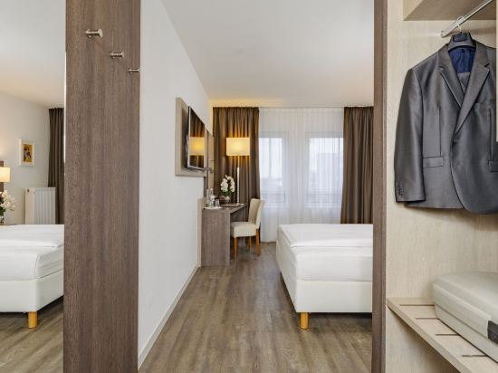 Фото Hotel Newton Karlsruhe