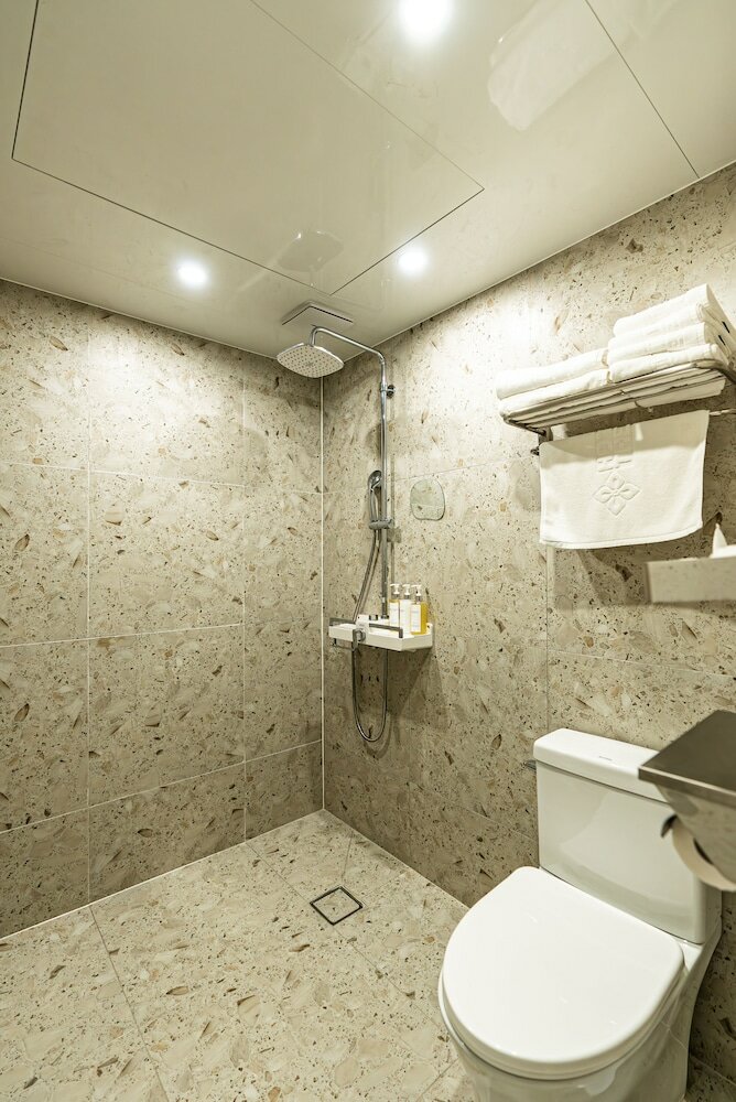 Фото Hotel The Grang Seogwipo