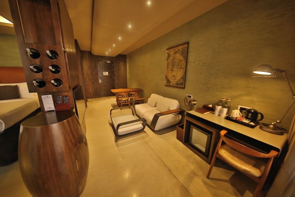 Фото Pledge Scape