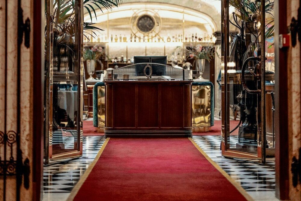 Фото Bank Hotel, a member of Small Luxury Hotels of The World