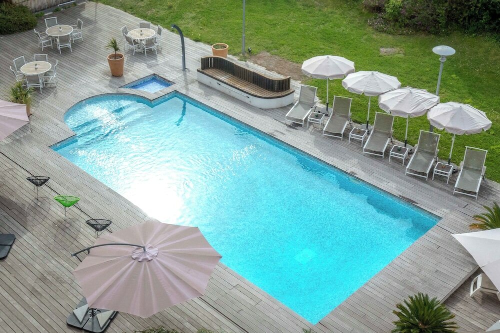 Фото Отель Mercure Hyeres Centre