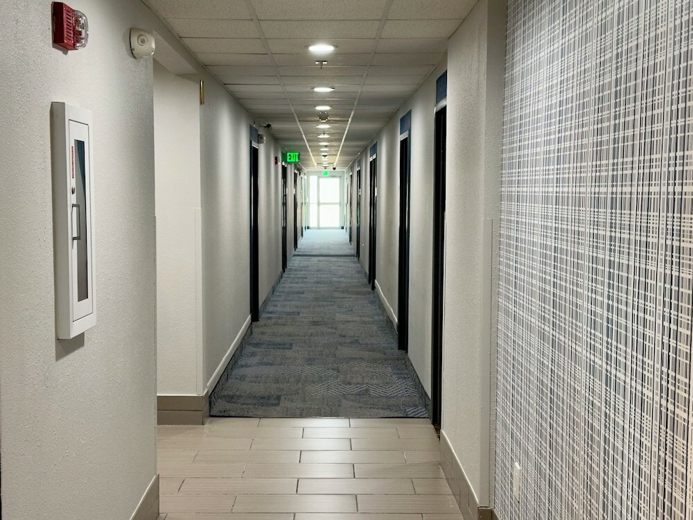 Фото Microtel Inn by Wyndham Denver