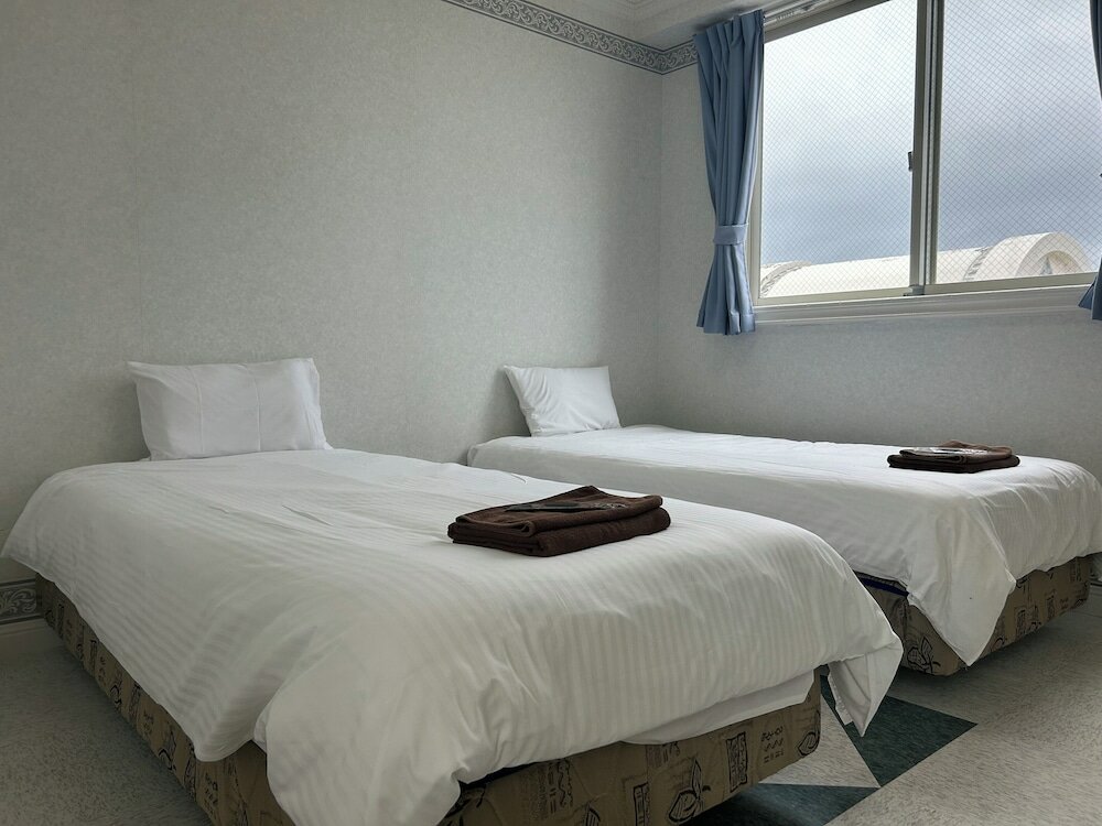 Фото Okinawa Ocean Front Hotel