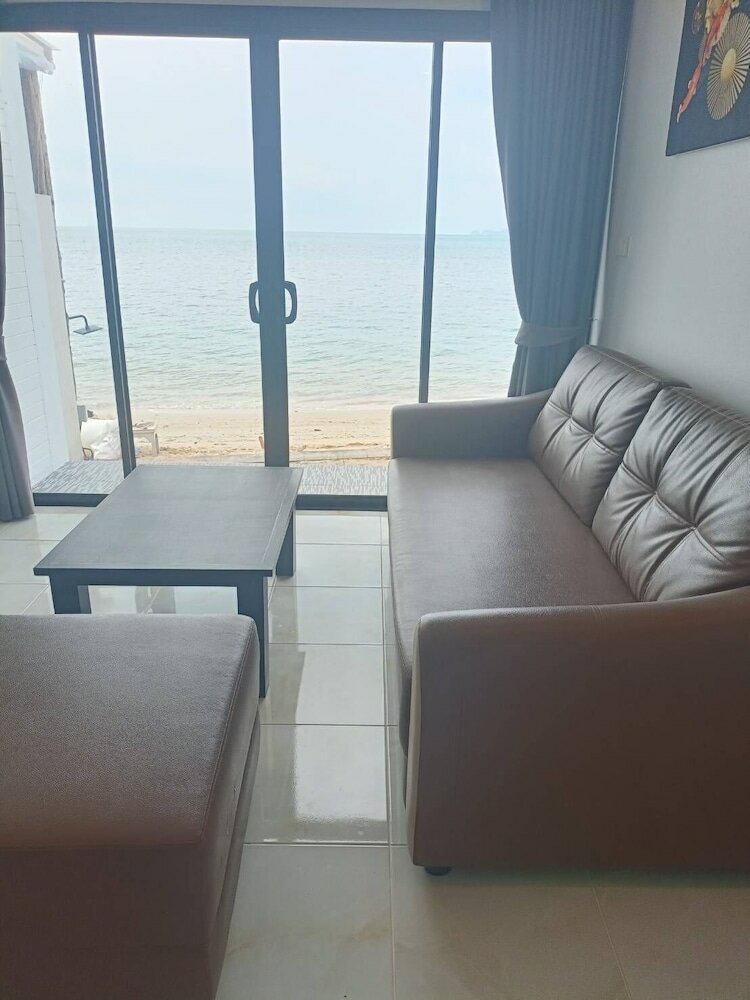 Фото March Samui
