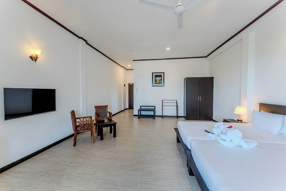 Фото Coco Royal Beach Resort - Waskaduwa